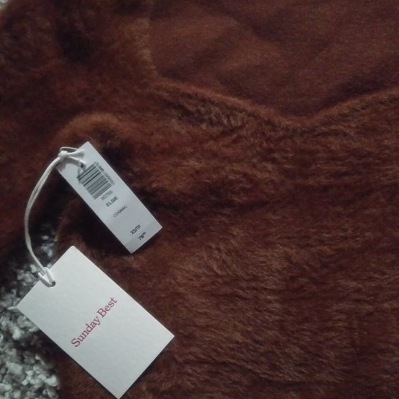 ARITZIA SUNDAY BEST SWEETHEART SWEATER XS NWT - Picture 10 of 12